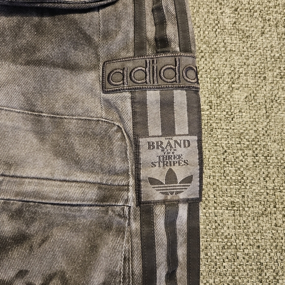 Adidas Originals Women's XXL Print Cargo Pants Grey Size 6 IW5532 NWT $190 - Picture 16 of 16